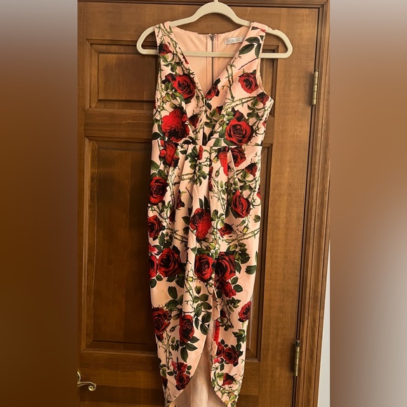 ASOS Dresses & Skirts - ASOS Size 4 tulip style dress with roses. very good condition. Worn twice.